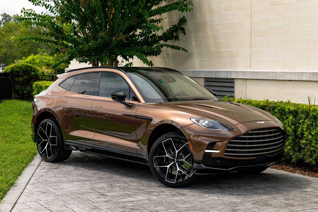 2025 Aston Martin DBX 707 AWD