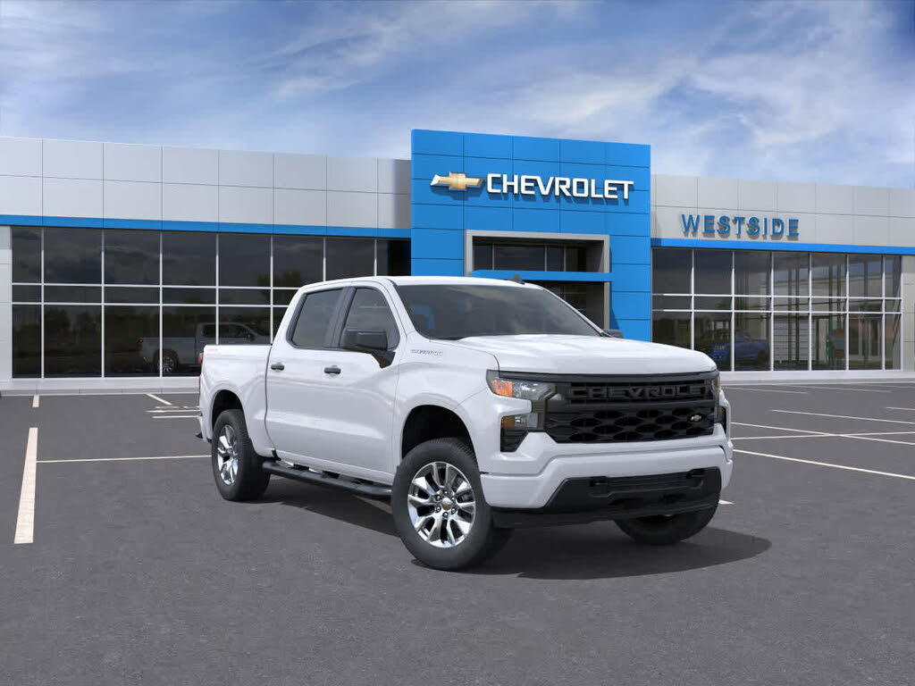 2025 Chevrolet Silverado 1500 Custom Crew Cab 4WD