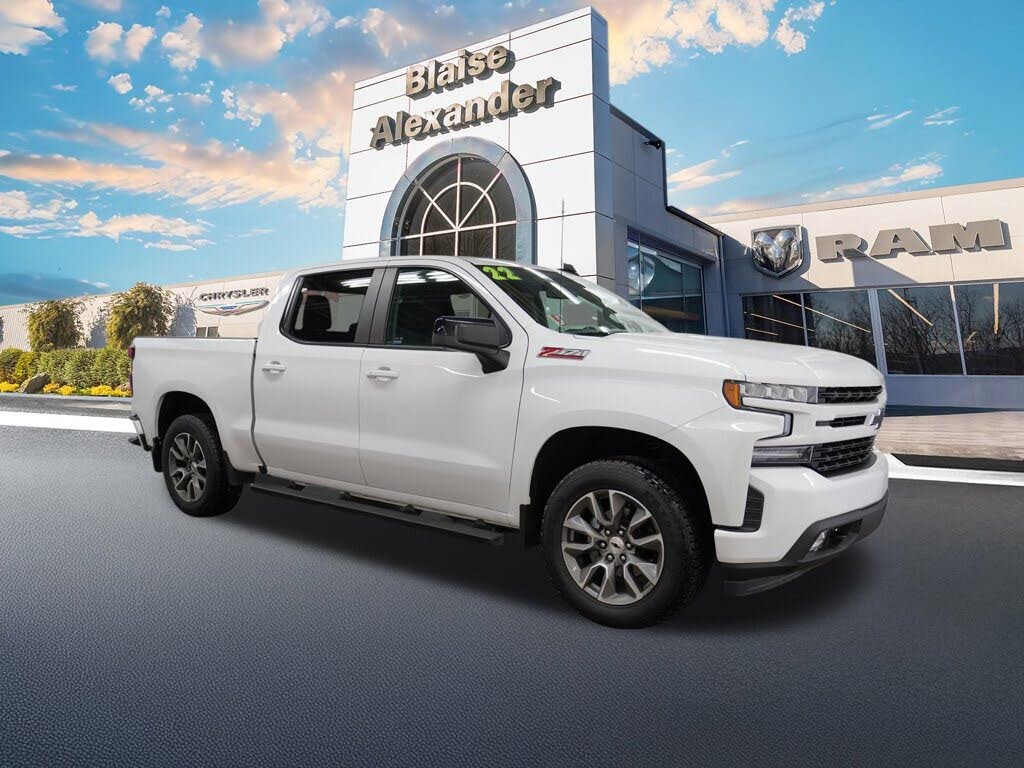 2022 Chevrolet Silverado 1500 RST Crew Cab 4WD