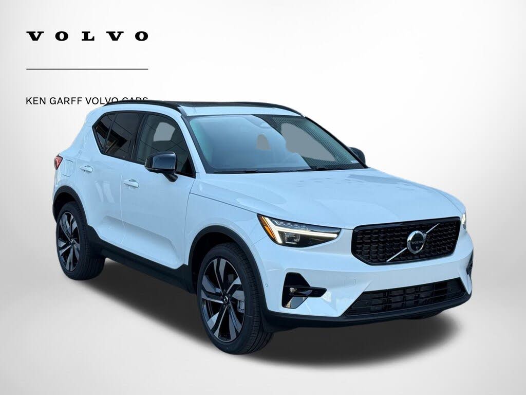 2026 Volvo XC40 B5 Ultra AWD