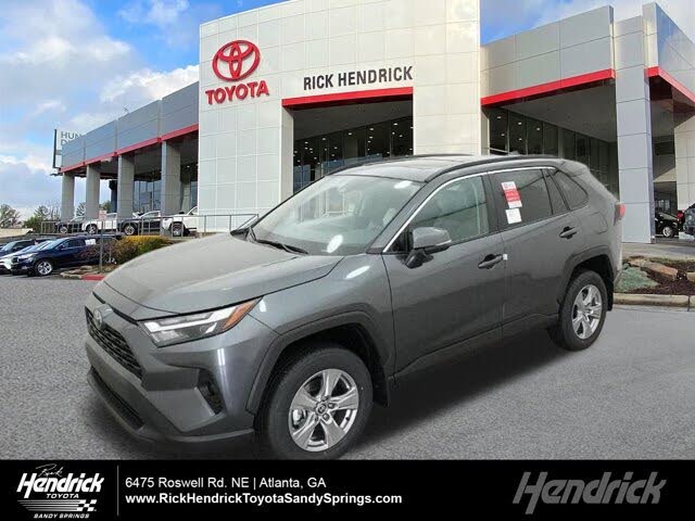 2025 Toyota RAV4 XLE FWD