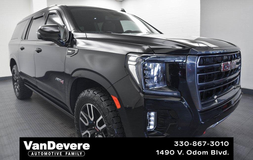2023 GMC Yukon XL AT4 4WD