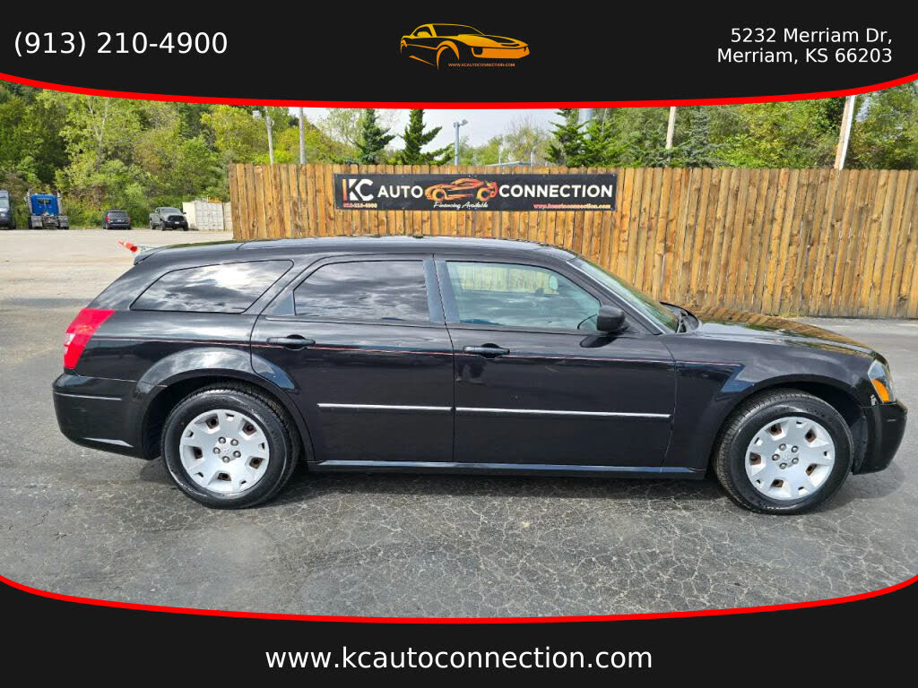 2007 Dodge Magnum SE RWD