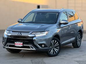 Mitsubishi Outlander LE FWD