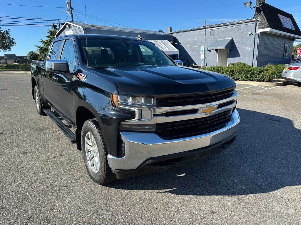 2022 Chevrolet Silverado 1500 LT Crew Cab 4WD