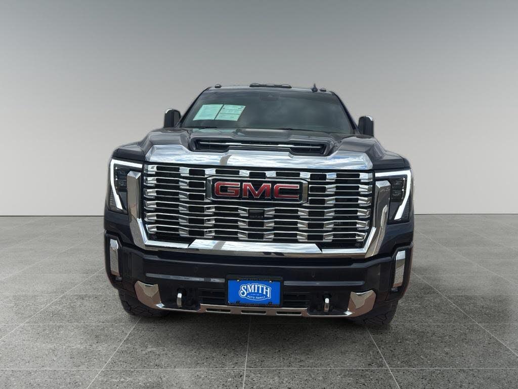 2024 GMC Sierra 2500HD Denali Crew Cab 4WD