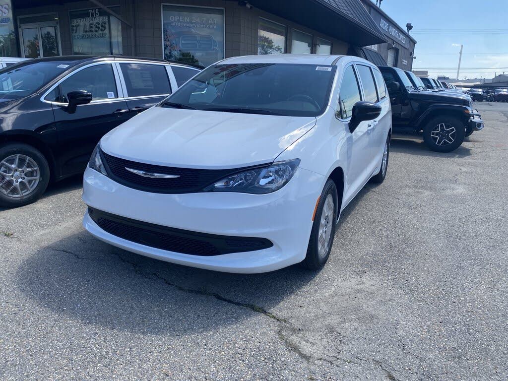 2025 Chrysler Grand Caravan SXT FWD