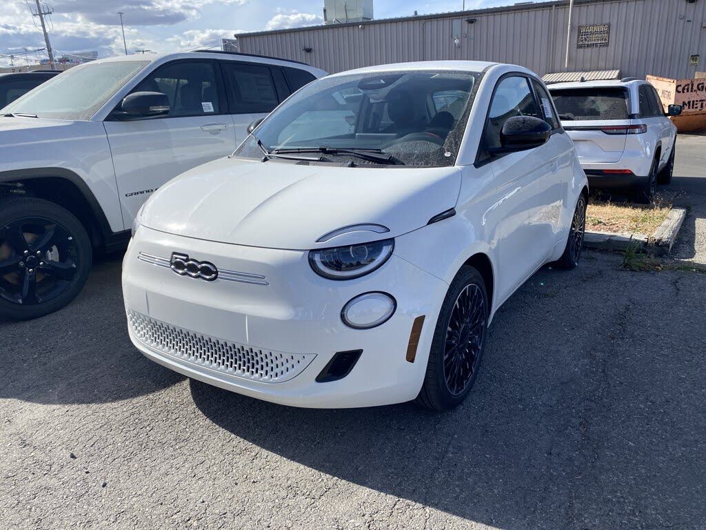 2025 FIAT 500e Inspi(RED) FWD