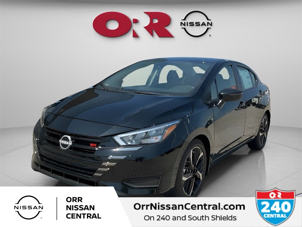 2025 Nissan Versa SR FWD