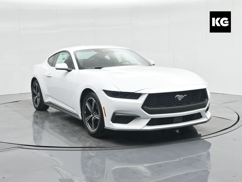 2025 Ford Mustang EcoBoost Fastback RWD