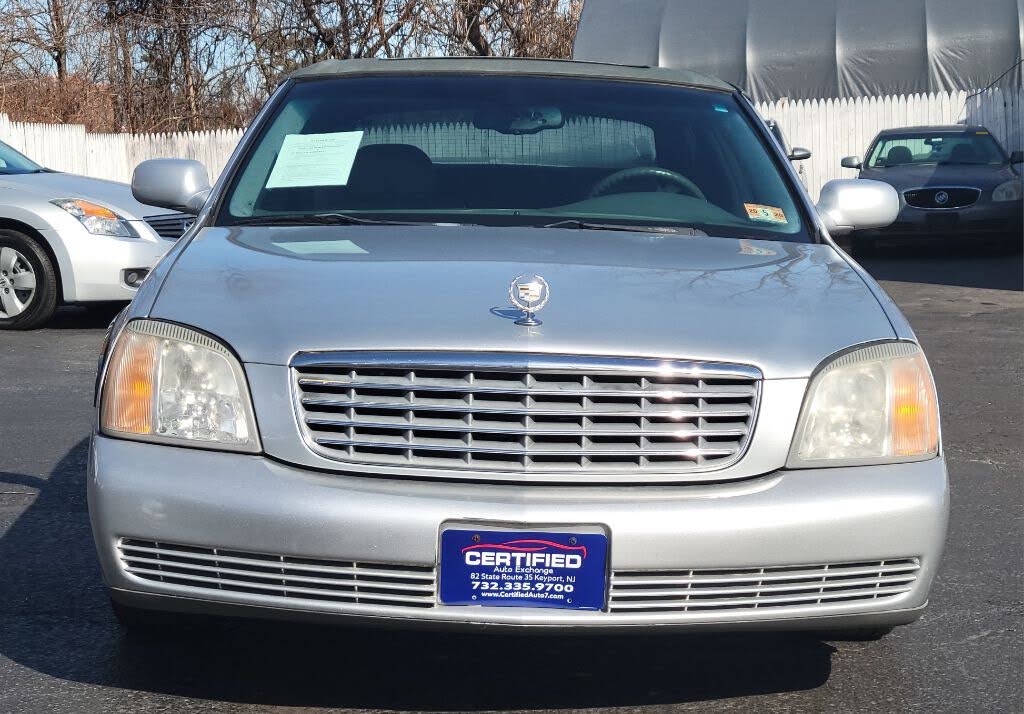 2001 Cadillac DeVille Sedan FWD