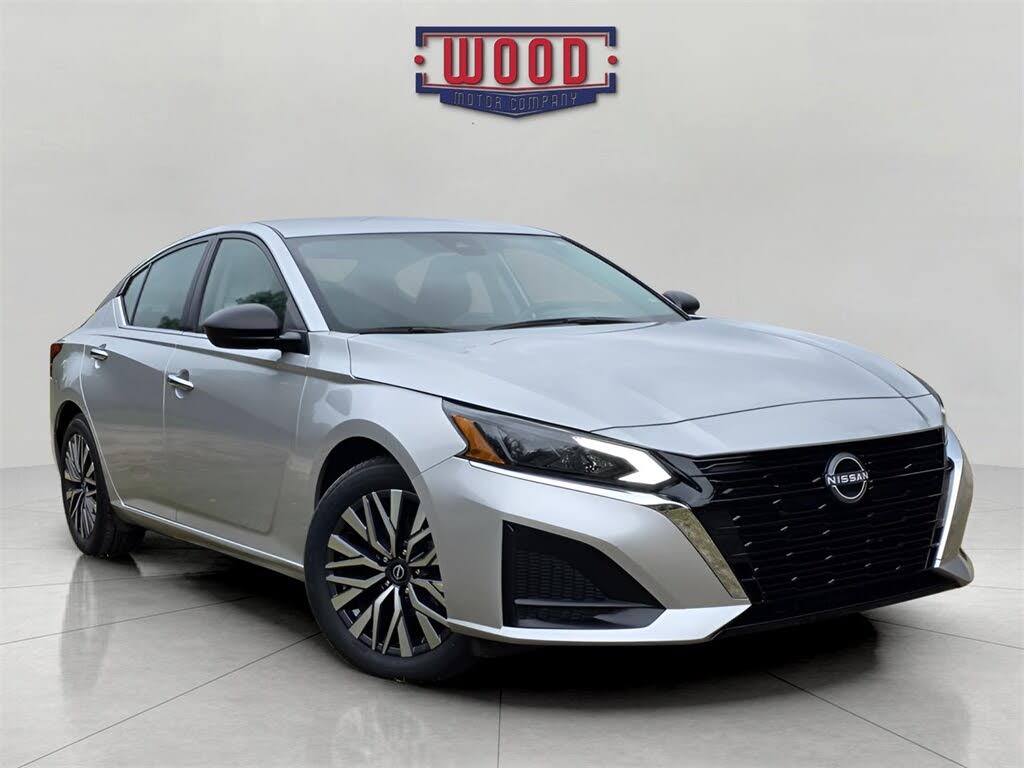 2024 Nissan Altima 2.5 SV FWD