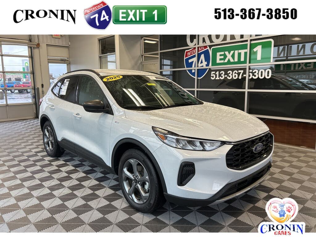 2025 Ford Escape ST-Line FWD