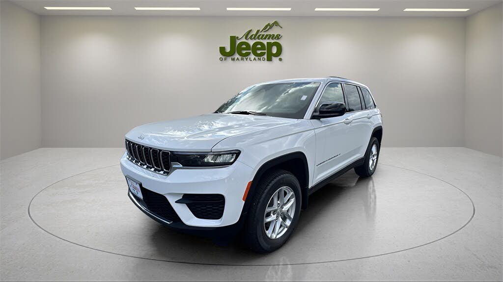 2025 Jeep Grand Cherokee Laredo X 4WD