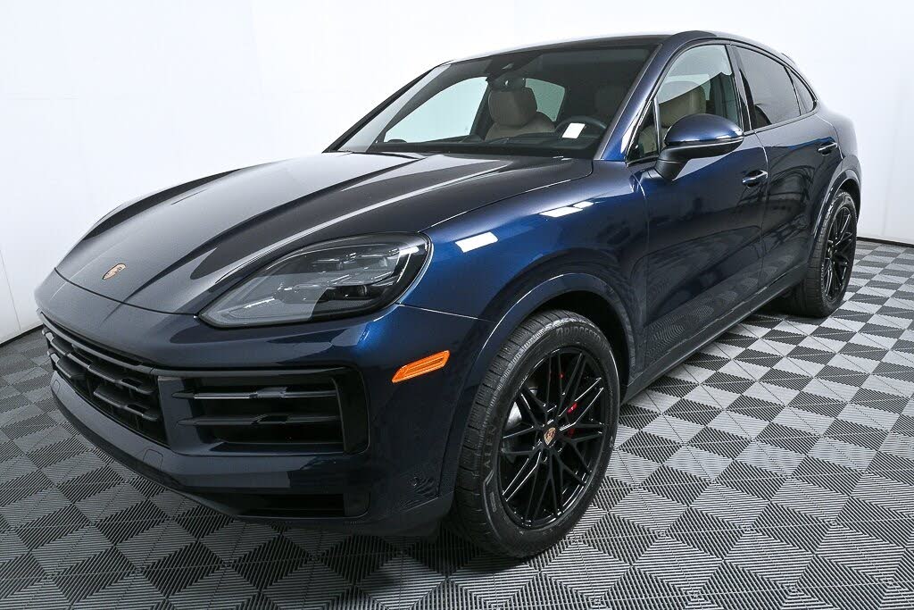 2025 Porsche Cayenne Coupe S AWD