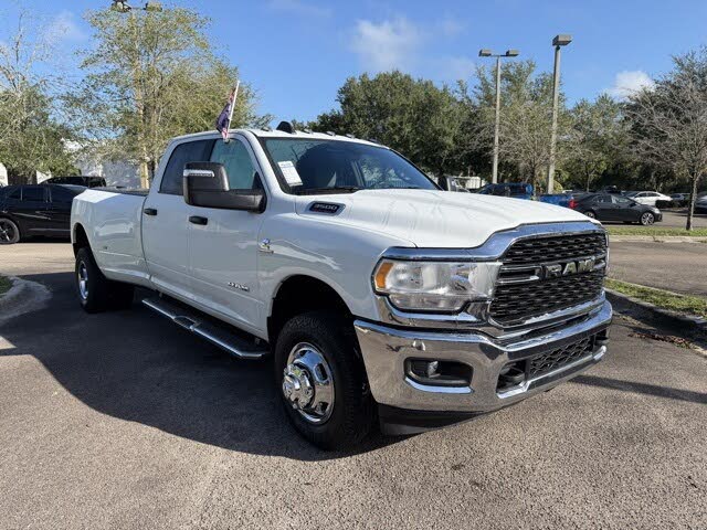 2024 RAM 3500 Big Horn Crew Cab LB DRW 4WD