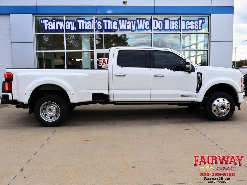 2023 Ford F-450 Super Duty Platinum Crew Cab LB DRW 4WD