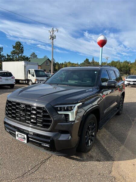 2024 Toyota Sequoia Platinum 4WD