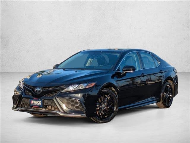 2024 Toyota Camry XSE FWD