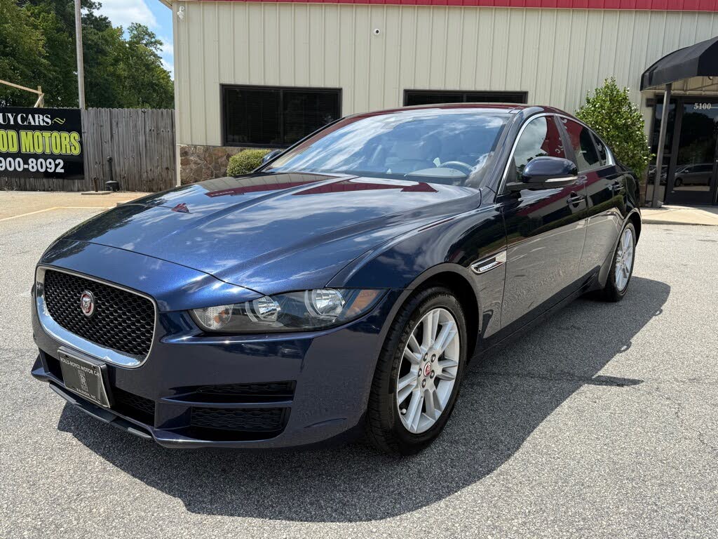 2017 Jaguar XE 25t Premium RWD
