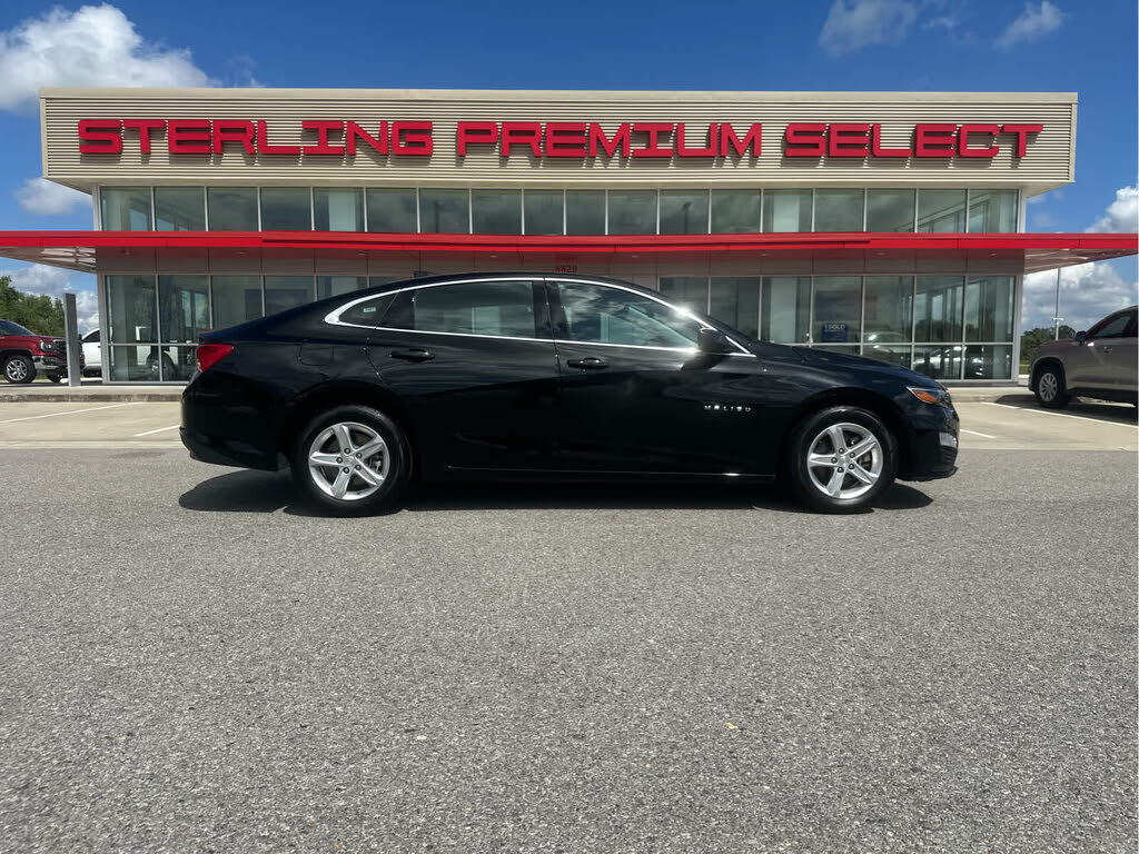 2024 Chevrolet Malibu LT with 1LT FWD