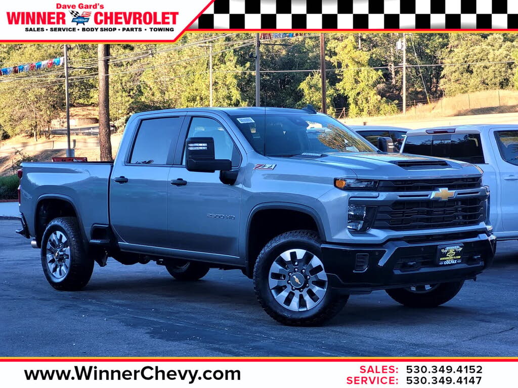 2026 Chevrolet Silverado 2500HD Custom Crew Cab 4WD