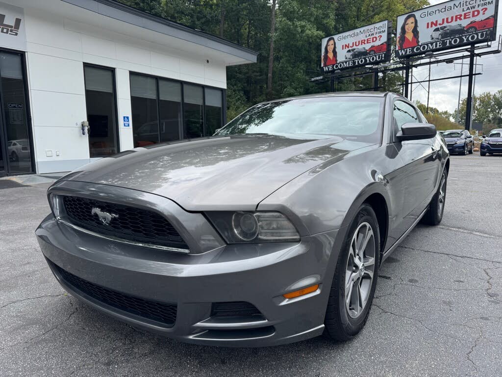 2014 Ford Mustang V6 Premium Coupe RWD