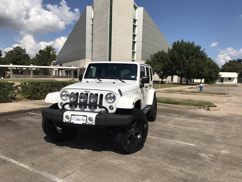 2016 Jeep Wrangler Unlimited Sahara 4WD