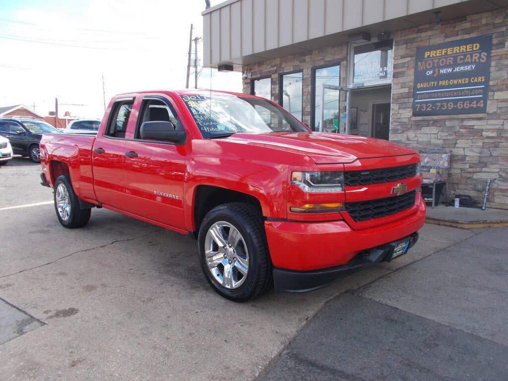 2017 Chevrolet Silverado 1500 Custom Double Cab 4WD