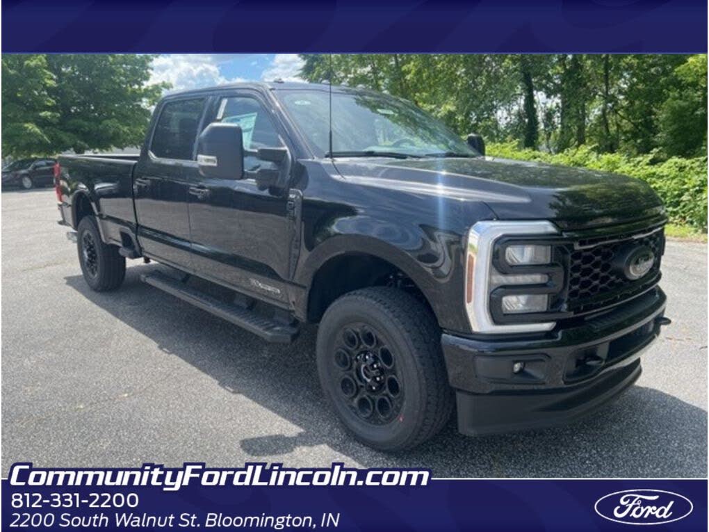 2025 Ford F-350 Super Duty XLT Crew Cab 4WD