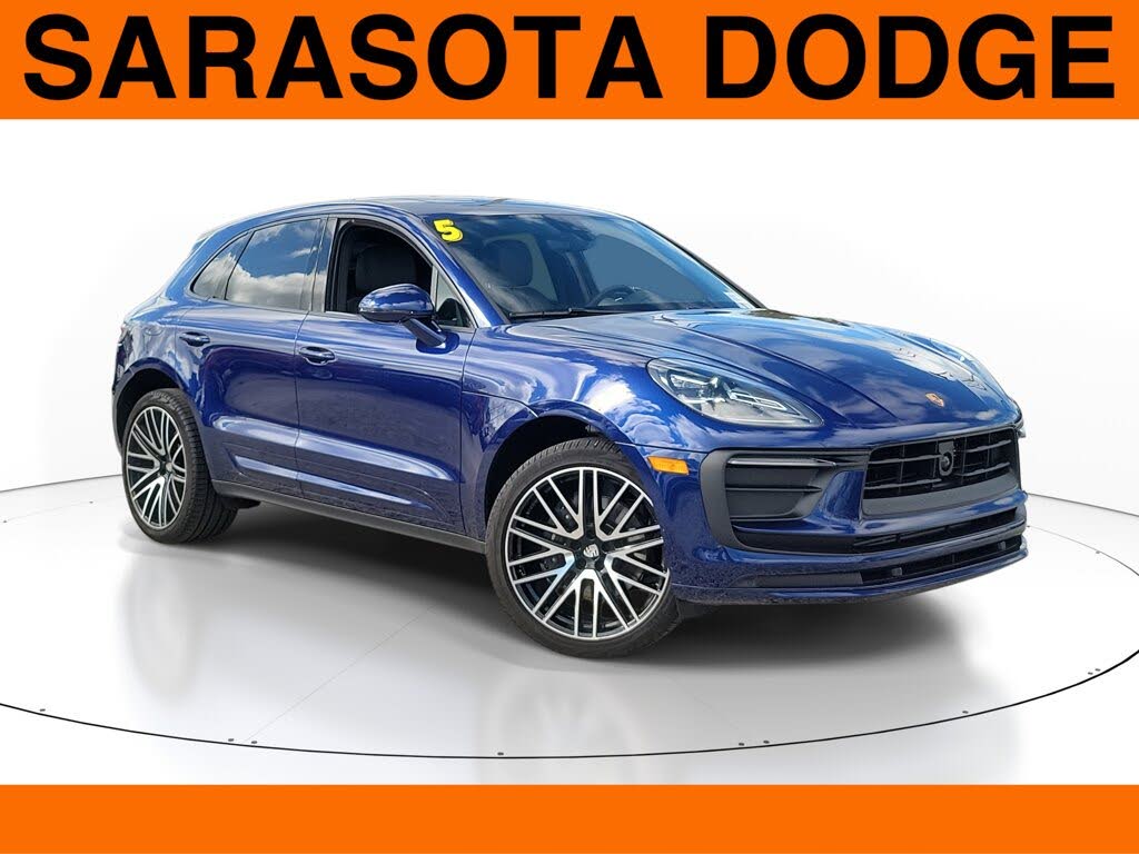 2025 Porsche Macan AWD