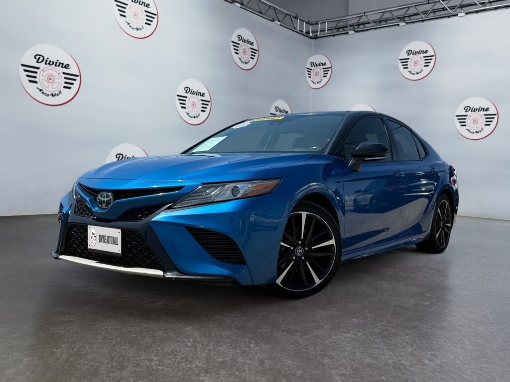 2019 Toyota Camry XSE FWD