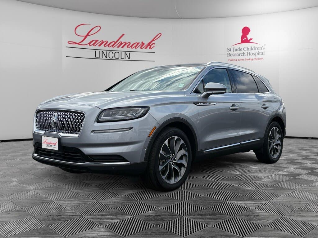 2022 Lincoln Nautilus Reserve AWD