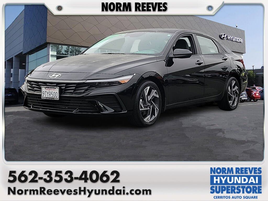 2025 Hyundai Elantra SEL Sport FWD