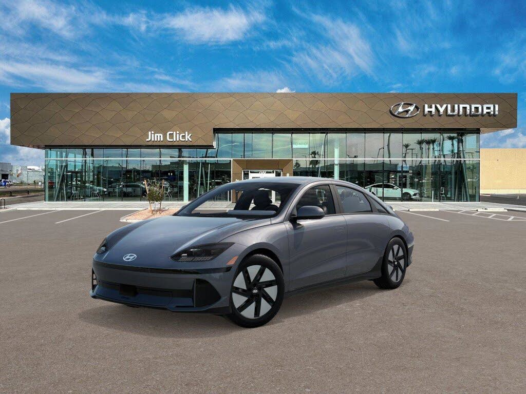 2025 Hyundai Ioniq 6 SE RWD