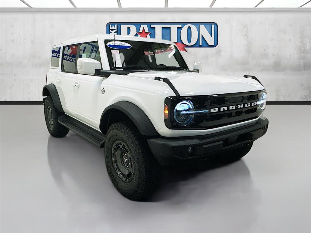 2025 Ford Bronco Outer Banks 4-Door 4WD