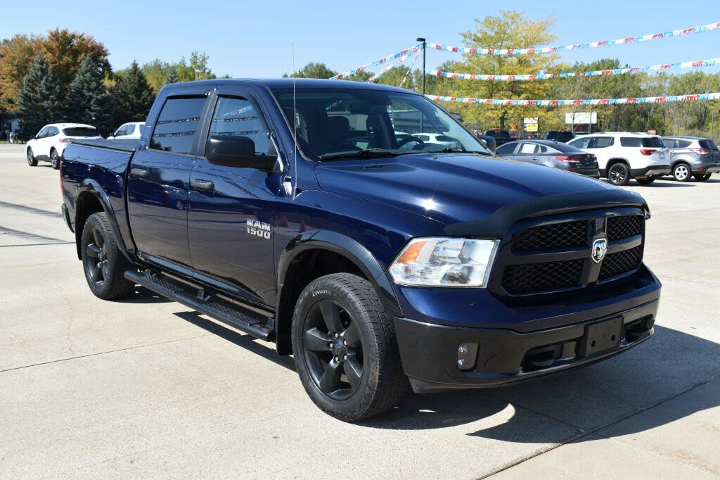 2017 RAM 1500 SLT Crew Cab 4WD