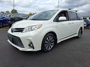 Toyota Sienna XLE 7-Passenger AWD