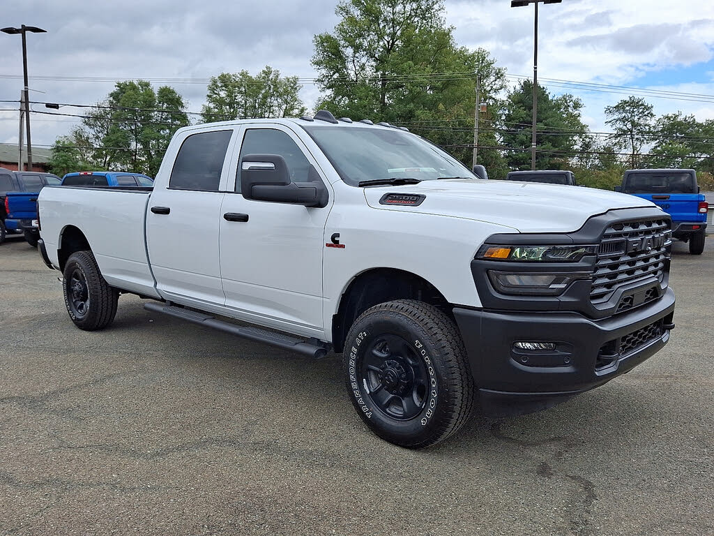 2026 RAM 2500 Tradesman Crew Cab LB 4WD