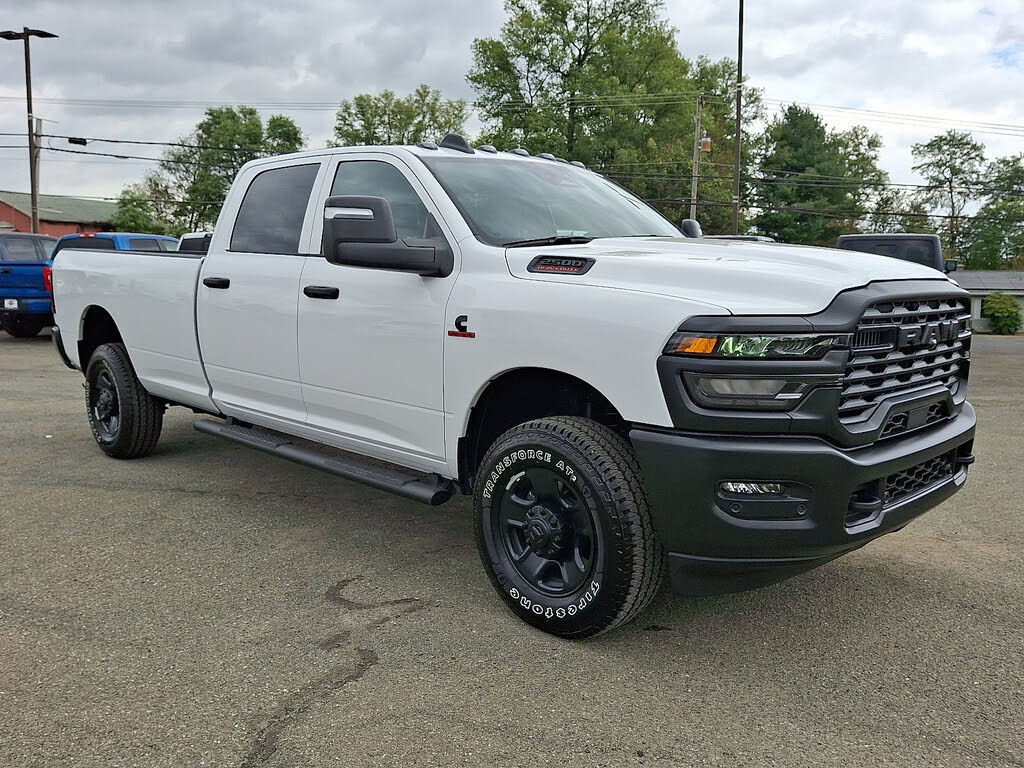 2026 RAM 2500 Tradesman Crew Cab LB 4WD