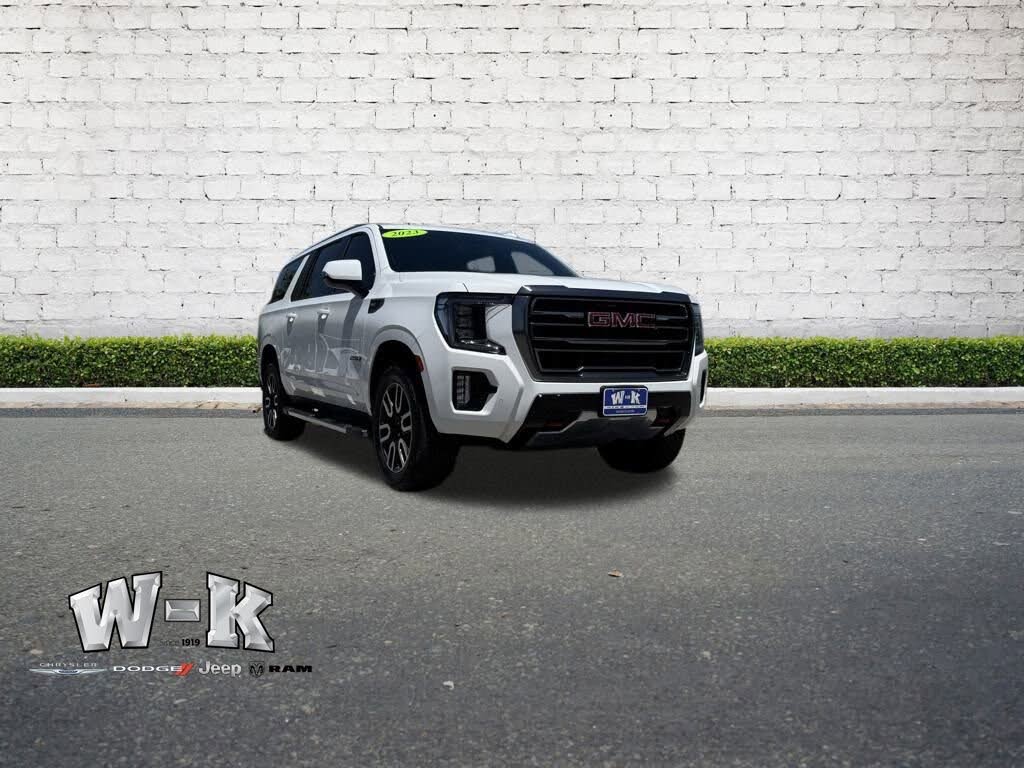 2023 GMC Yukon XL AT4 4WD
