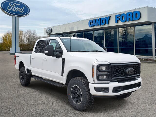 2025 Ford F-250 Super Duty XLT Crew Cab 4WD
