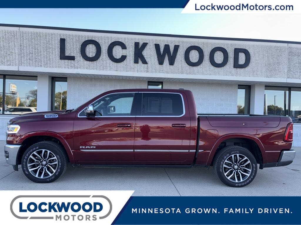 2025 RAM 1500 Limited Crew Cab 4WD