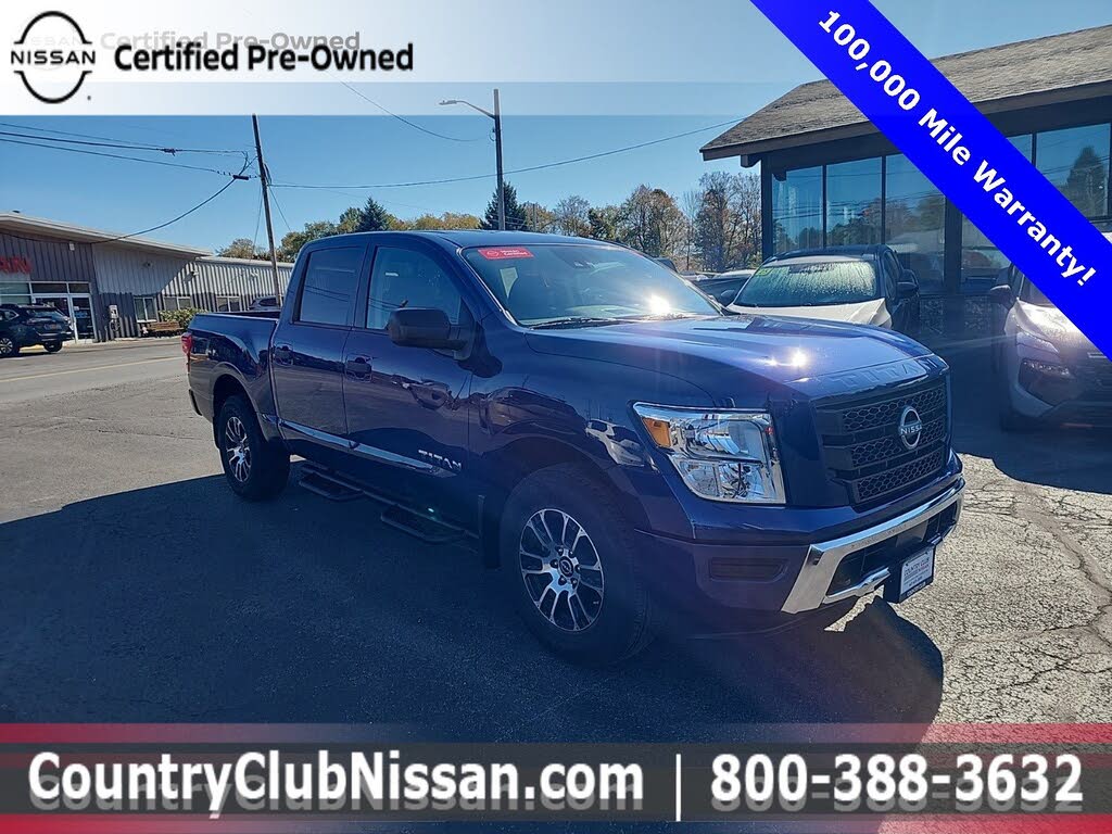2024 Nissan Titan SV Crew Cab 4WD