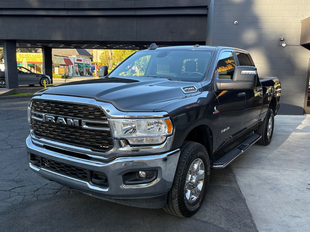 2024 RAM 2500 Big Horn Crew Cab 4WD