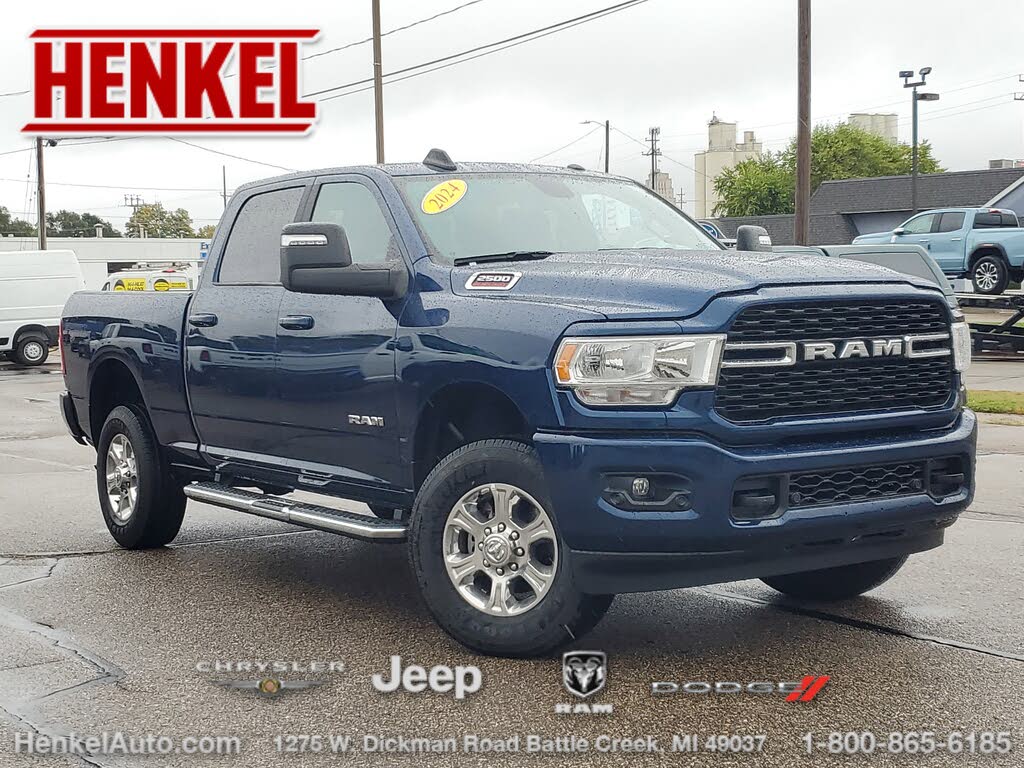2024 RAM 2500 Big Horn Crew Cab 4WD