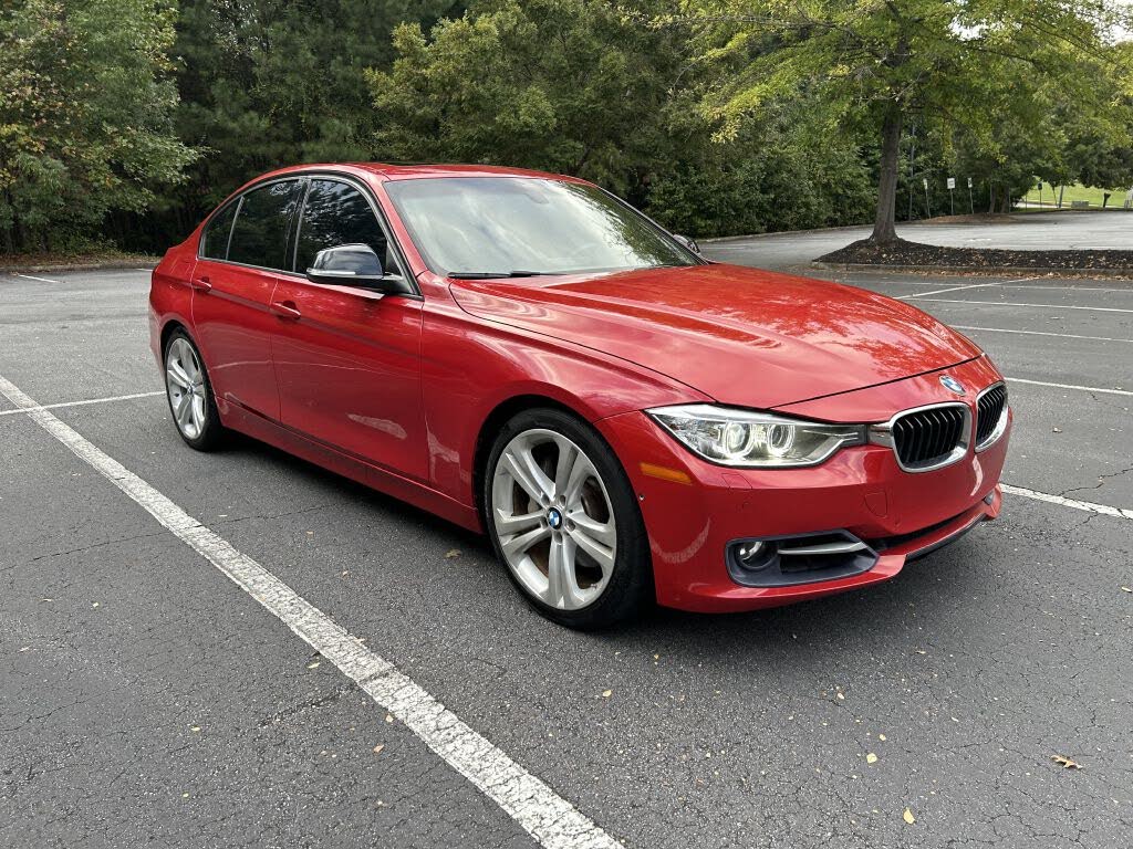 2013 BMW 3 Series 335i Sedan RWD