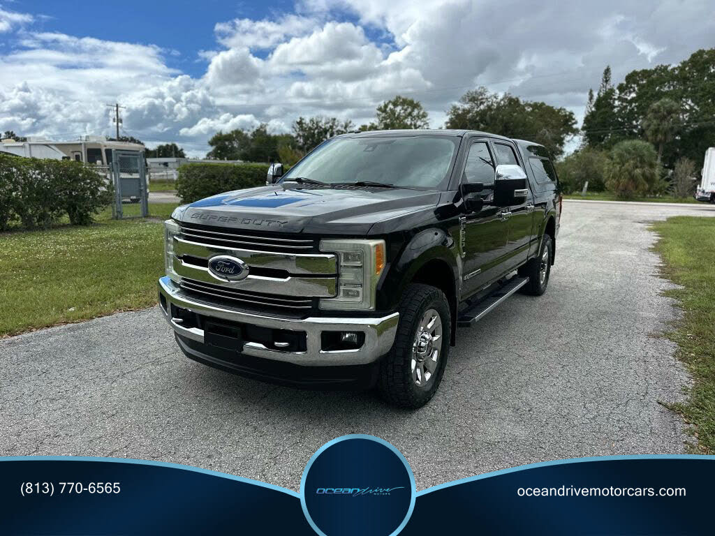 2017 Ford F-250 Super Duty Lariat Crew Cab 4WD