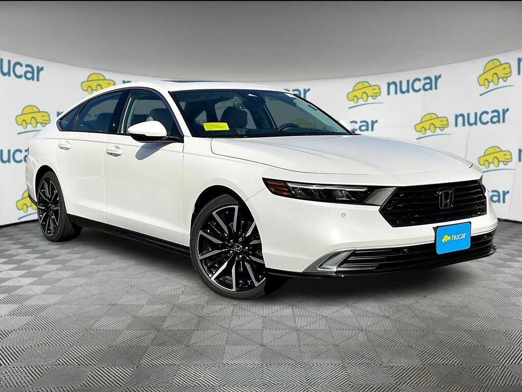 2025 Honda Accord Hybrid Touring FWD