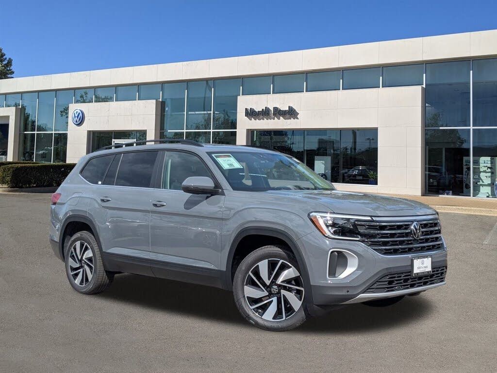 2026 Volkswagen Atlas SE FWD with Technology